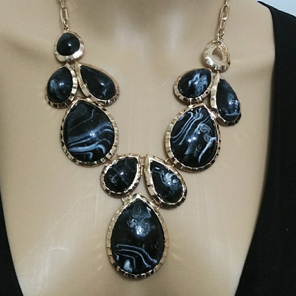 DaVinci Jewelry Davinci Nwt Black And Gold Marble Bead Necklace
